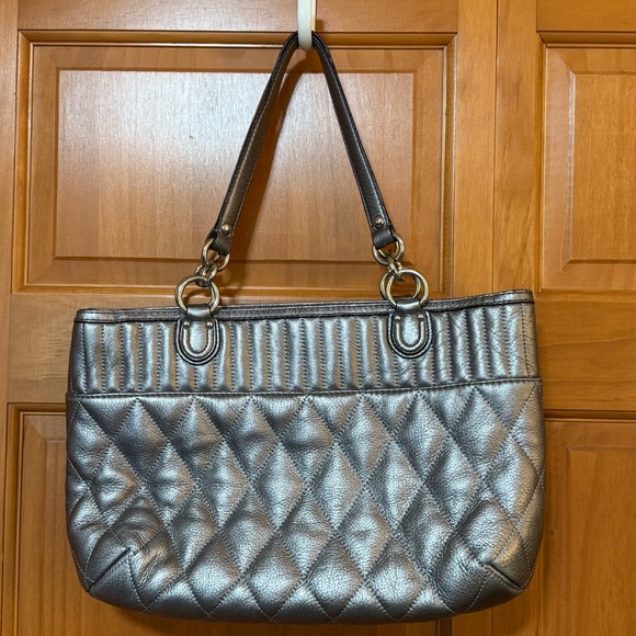 Vintage Coach Y2K Pewter Silver Quilted Shoulder Bag - Picture 3 of 11